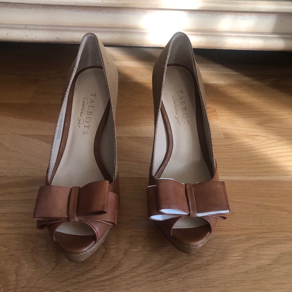 NWT Leather peep-toe high heels - Picture 7 of 11
